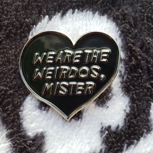 Heart shaped We are the Weirdos Mister enamel pin - Picture 4 of 8